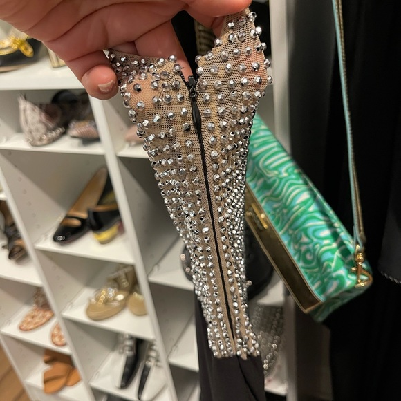 Cache gown with gold stones in bodice - Picture 4 of 7